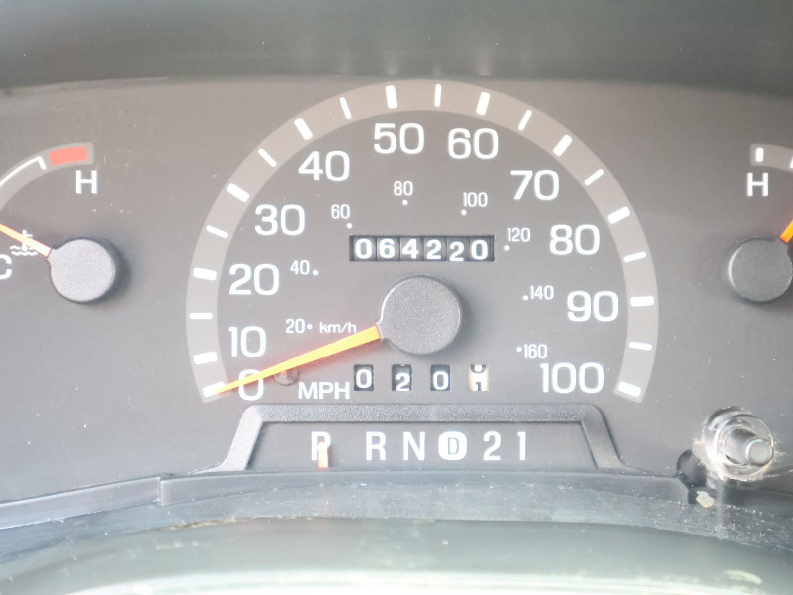 Used 2000 Ford E-150 and Econoline 150 RWD image 37
