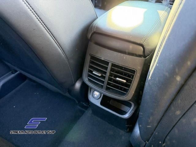 Used 2022 Kia Seltos SX image 21