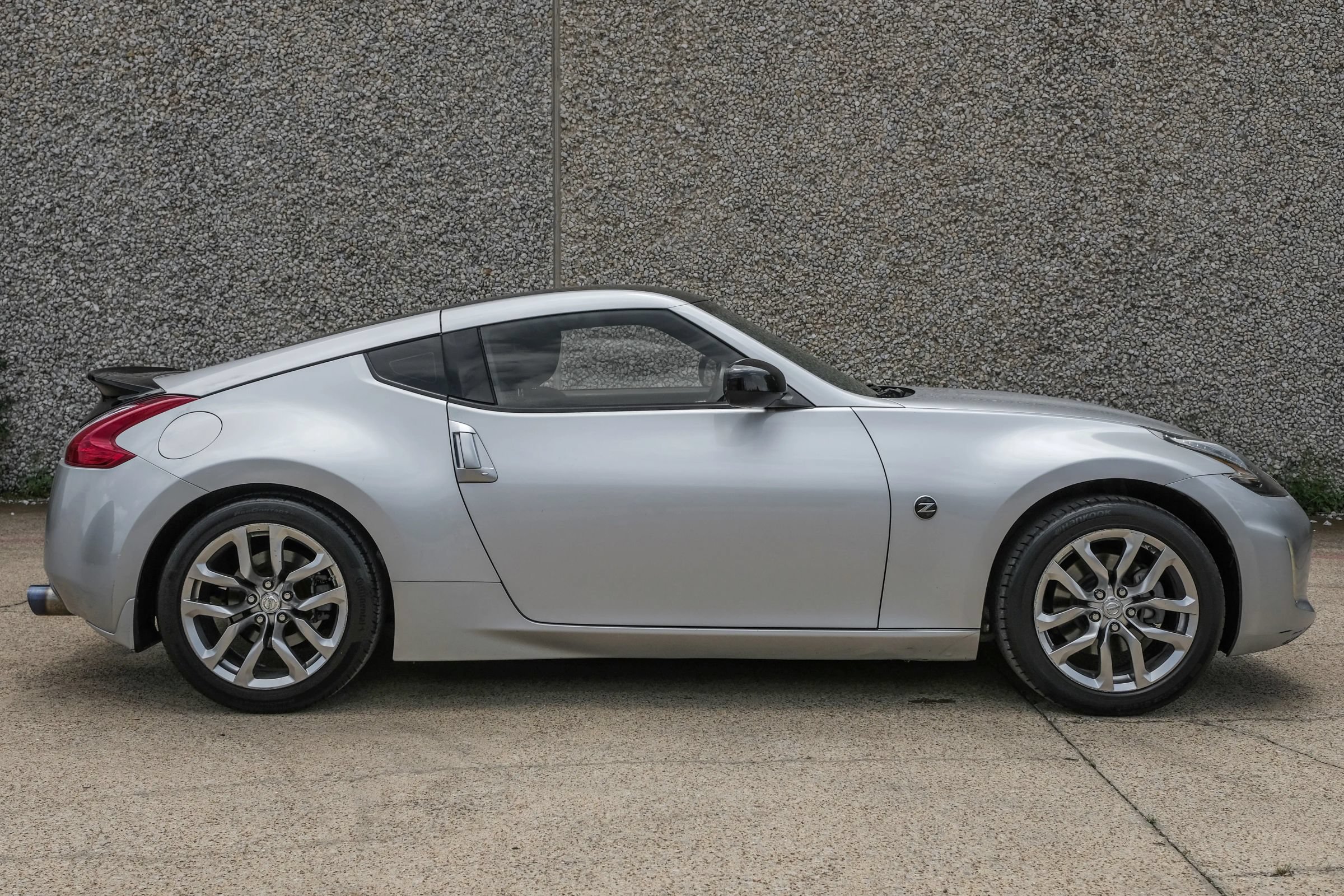 Used 2014 Nissan 370Z Coupe RWD image 6