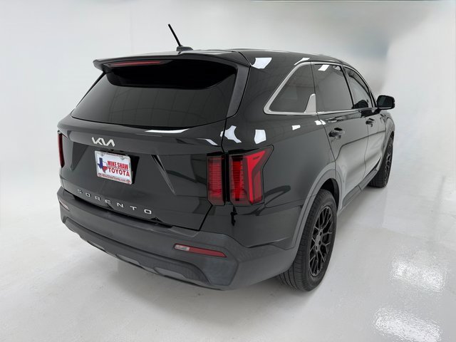 Used 2022 Kia Sorento LX image 20