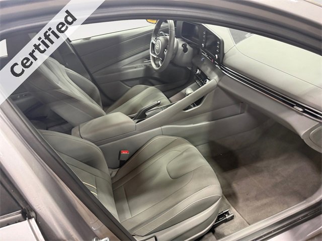 Certified 2025 Hyundai Elantra Sport image 15