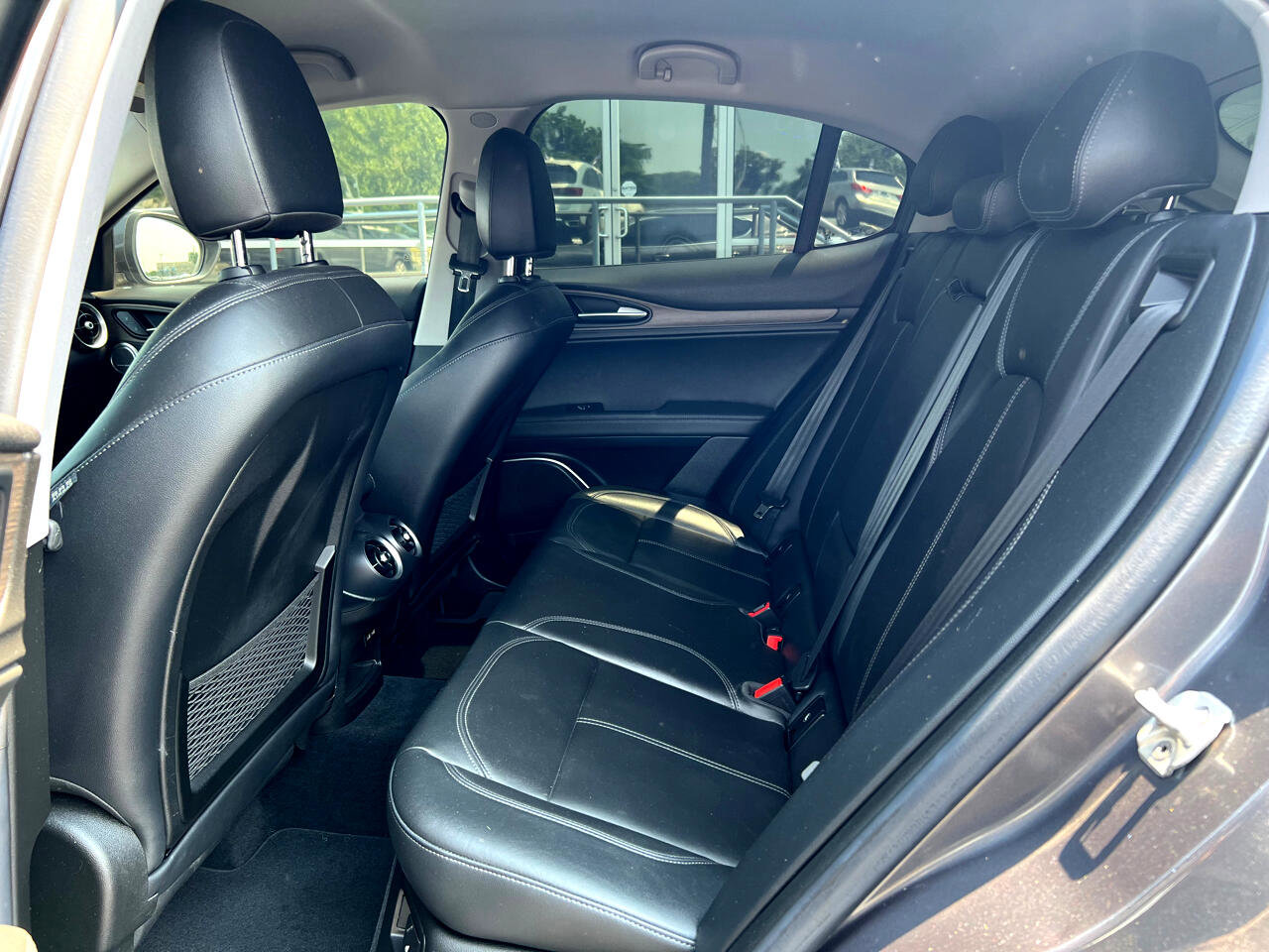 Used 2018 Alfa Romeo Stelvio Ti image 10
