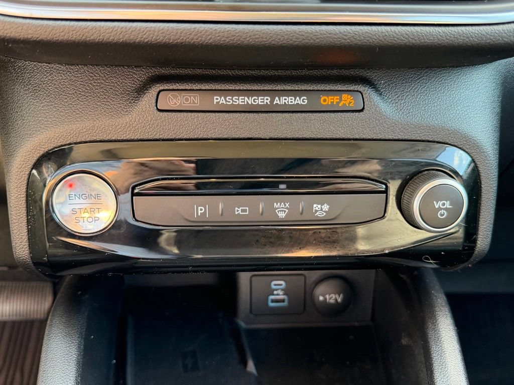 Used 2023 Ford Escape Platinum AWD/4WD image 26