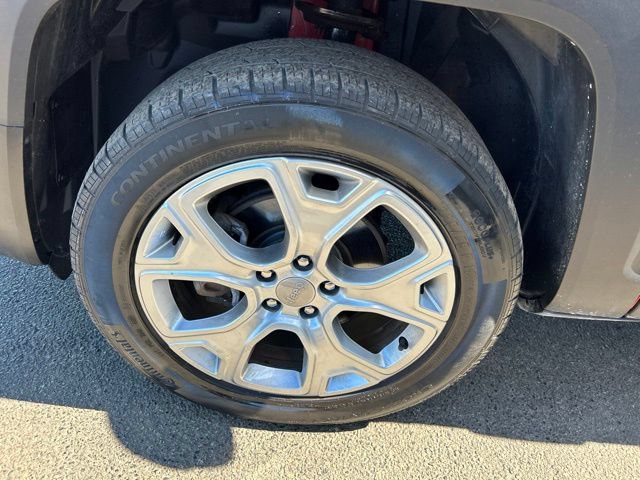 Used 2020 Jeep Renegade Limited w/ UConnect 8.4 Nav Group AWD/4WD image 49