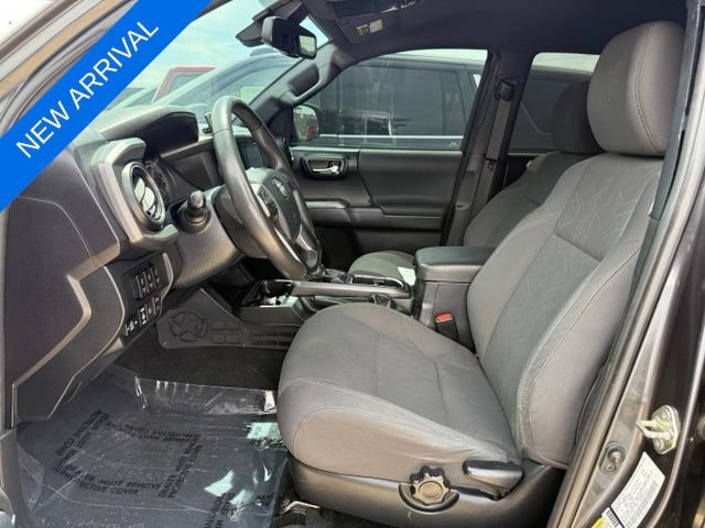 Used 2019 Toyota Tacoma TRD Sport w/ Technology Package RWD image 10