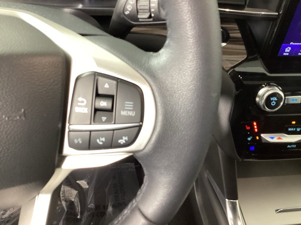 Used 2023 Ford Explorer Limited w/ Limited Technology Package image 22