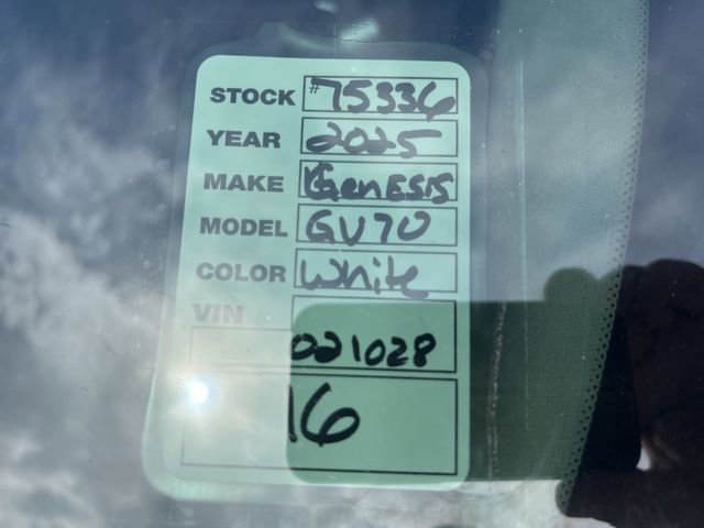 Used 2025 Genesis GV70 2.5T AWD/4WD image 25