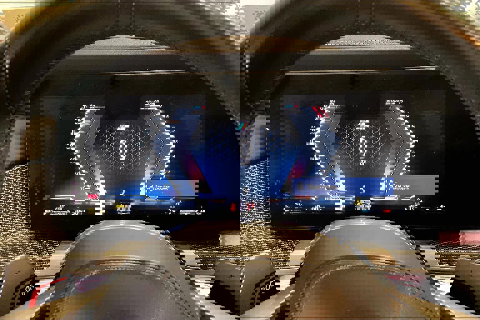 Certified 2023 BMW 760i xDrive w/ Executive Package image 24