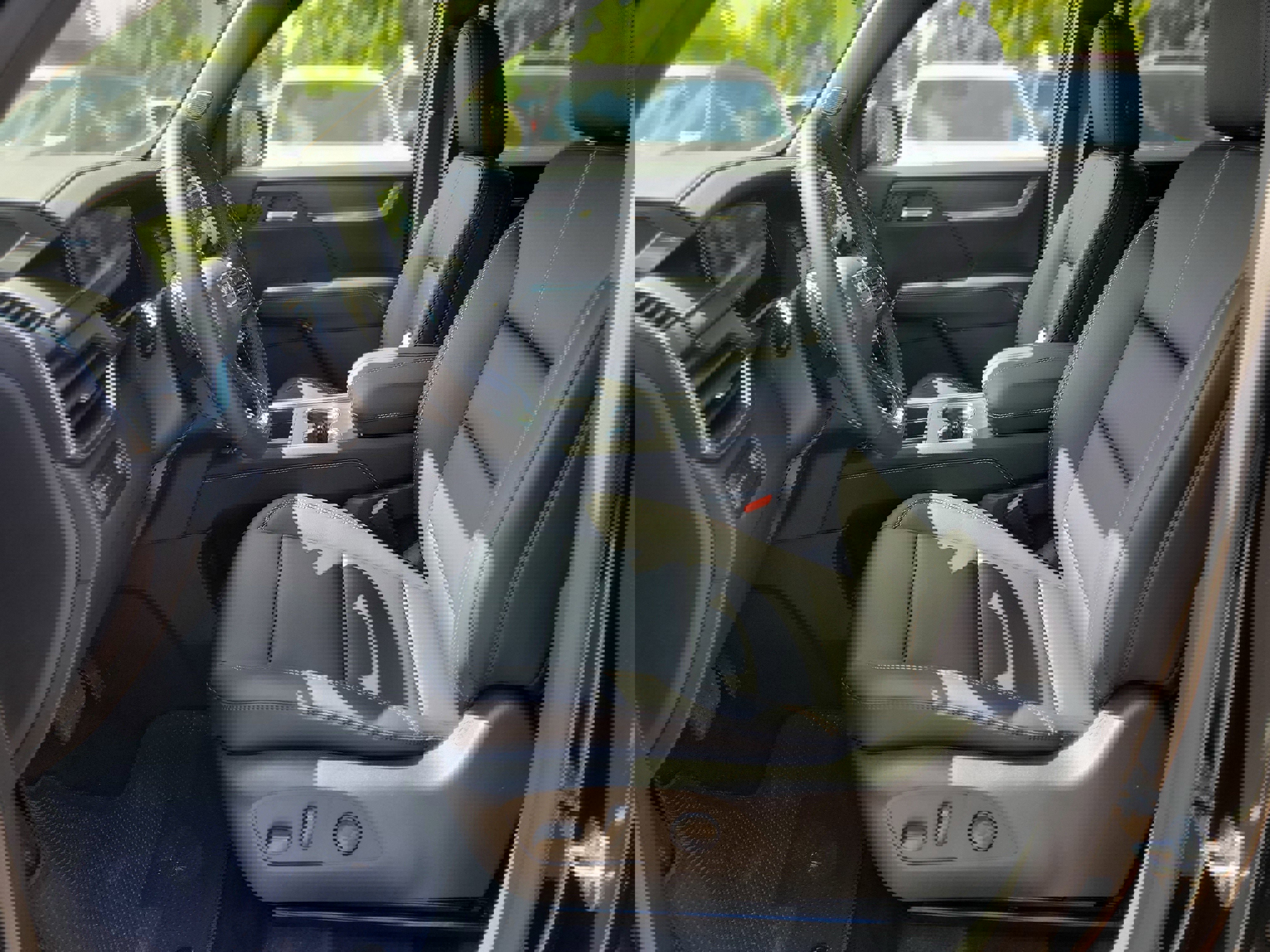 New 2026 GMC Acadia Elevation w/ Elevation Premium Package image 9