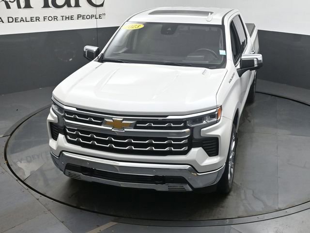 Used 2023 Chevrolet Silverado 1500 LTZ w/ LTZ Premium Package AWD/4WD image 58