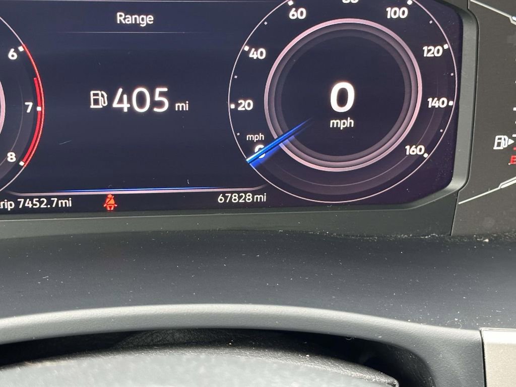 Used 2023 Volkswagen Atlas Cross Sport SE w/ Panoramic Sunroof Package image 25