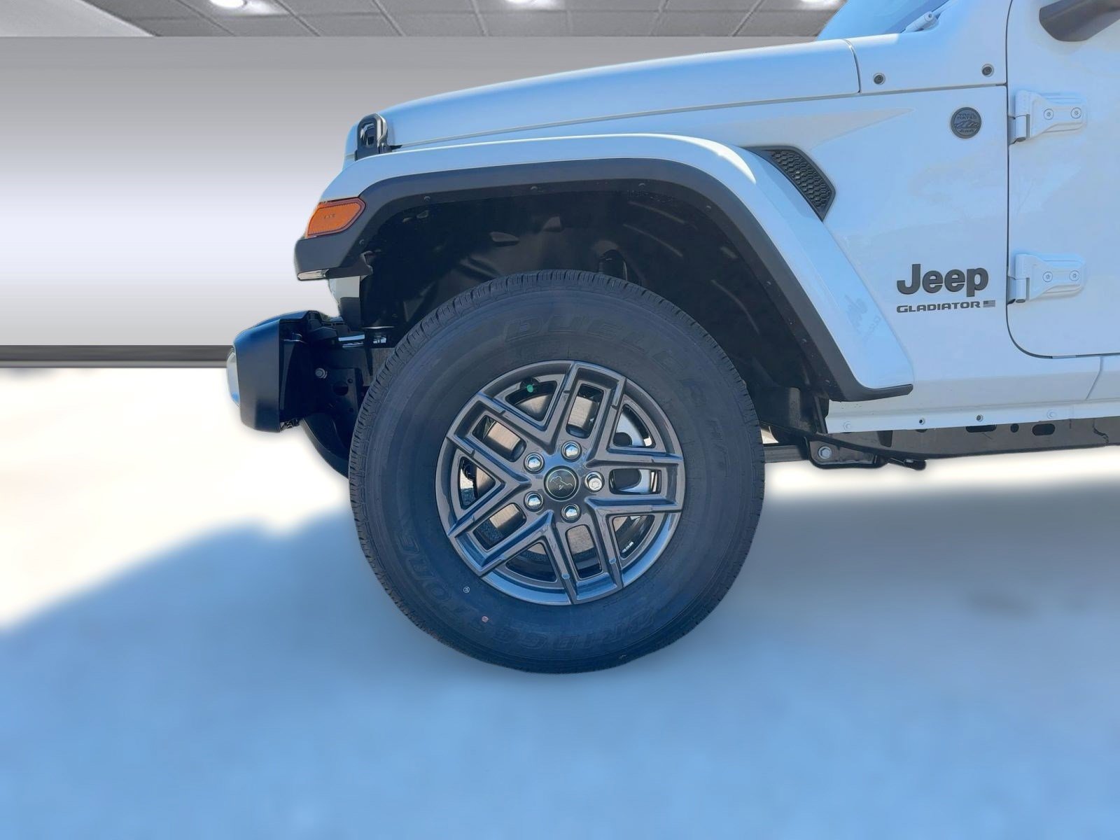 New 2025 Jeep Gladiator Sport image 11