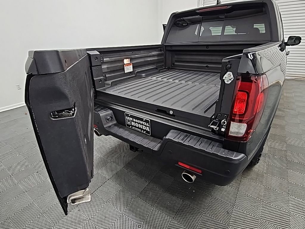 Used 2025 Honda Ridgeline TrailSport image 37
