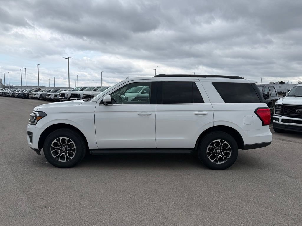 Used 2024 Ford Expedition XLT image 22