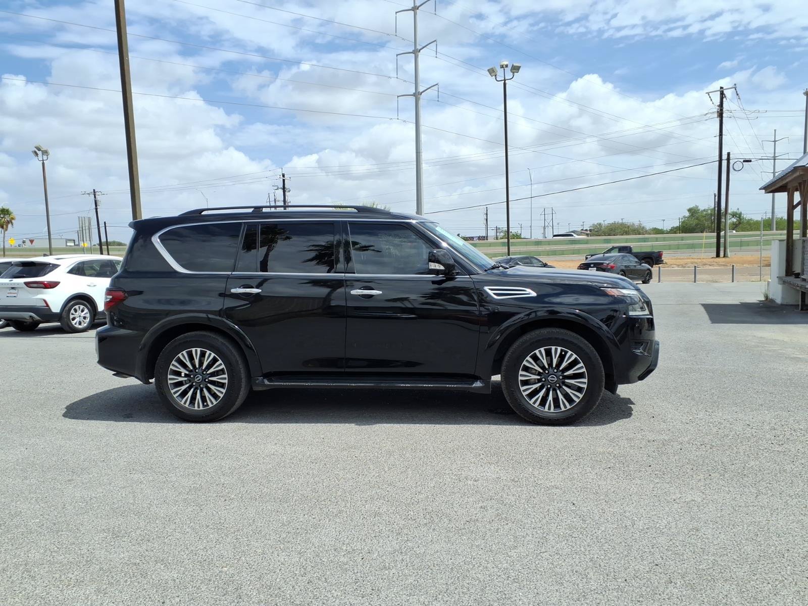 Used 2022 Nissan Armada SL w/ Midnight Edition Package RWD image 9