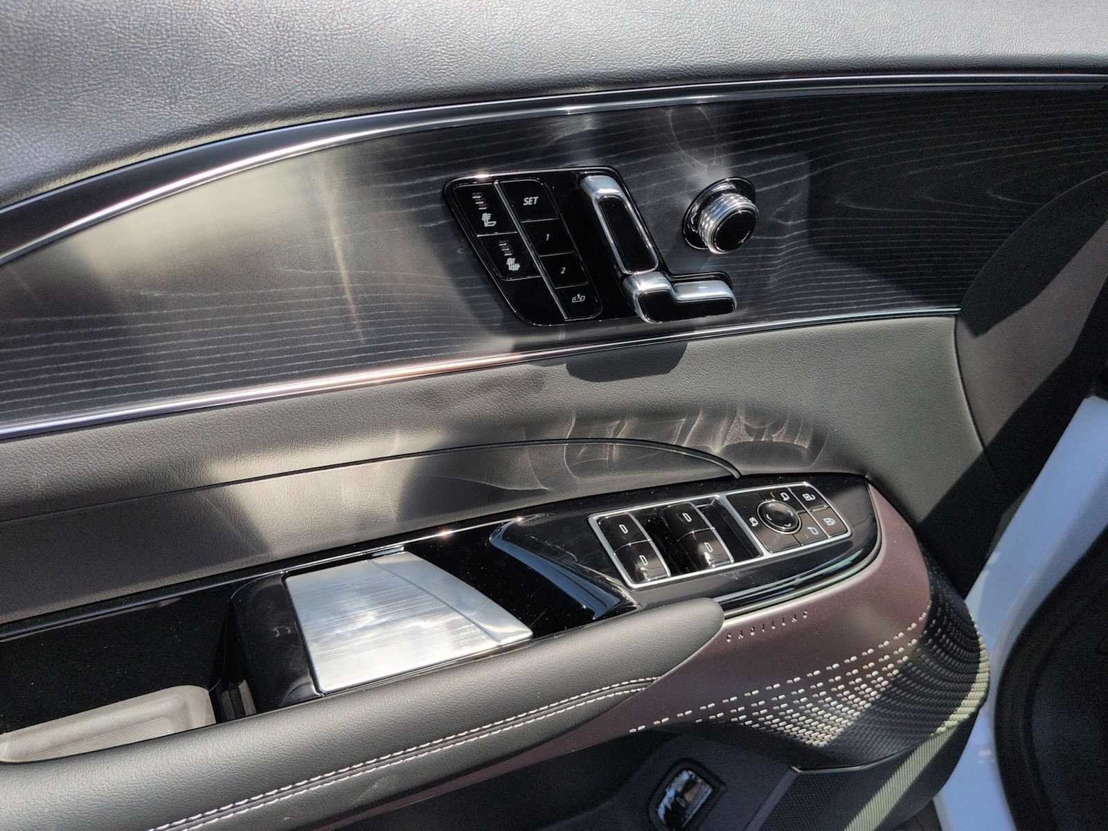 New 2026 Cadillac Lyriq Sport AWD/4WD image 11