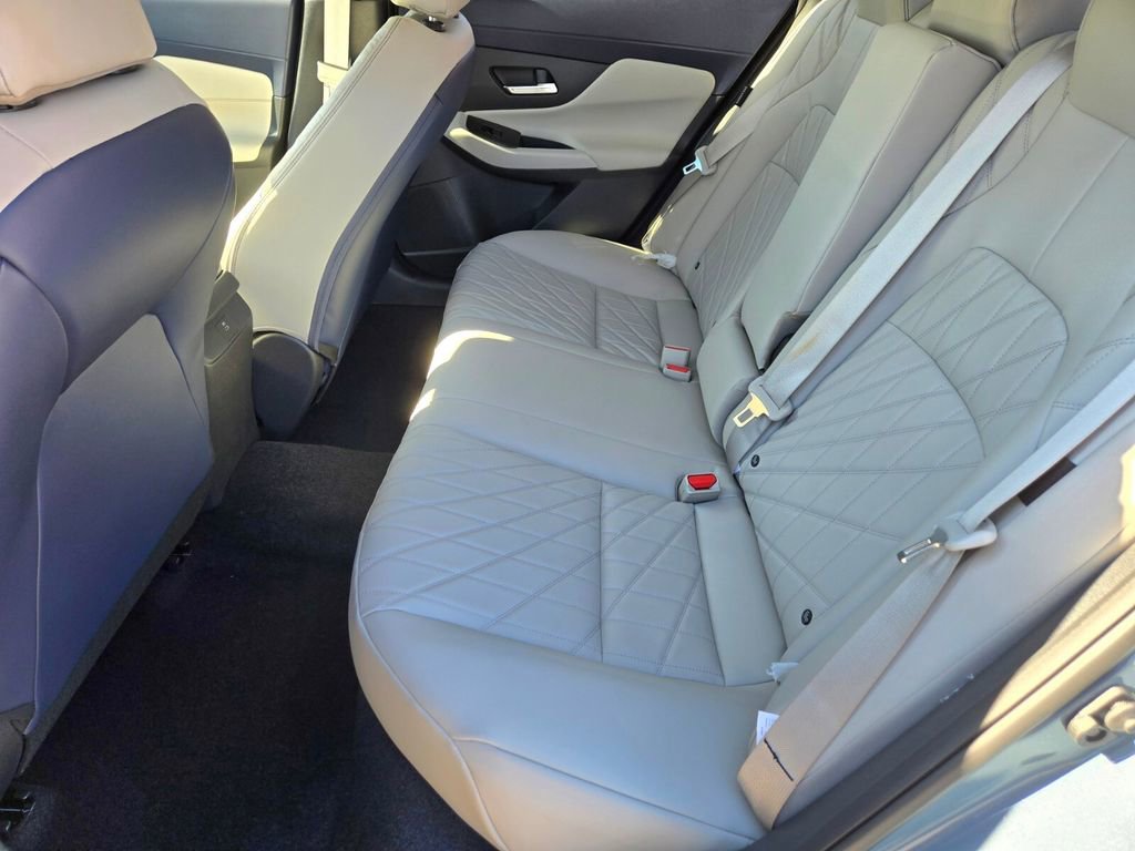 New 2026 Nissan Sentra SL w/ Floor Mat Package FWD image 8