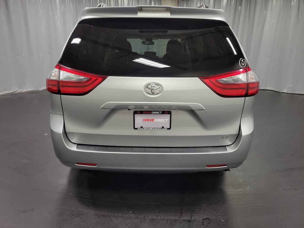 Used 2020 Toyota Sienna LE FWD image 7