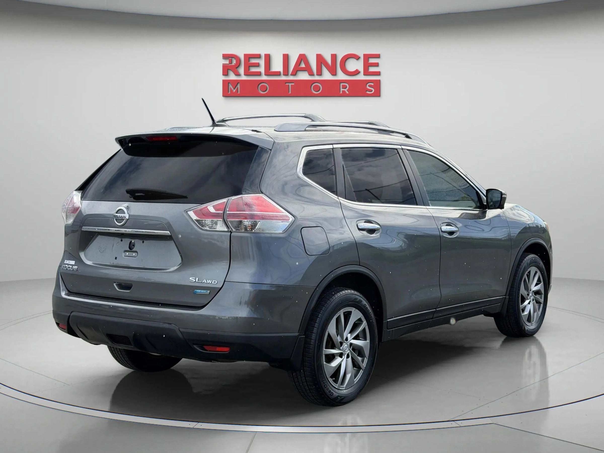 Used 2014 Nissan Rogue SL image 9