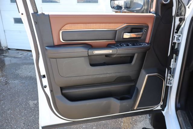 Used 2020 RAM 2500 Limited image 11