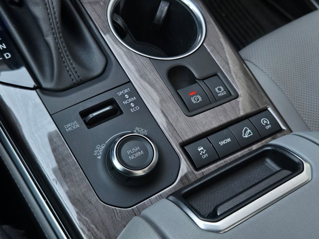 Used 2021 Toyota Highlander Platinum image 23