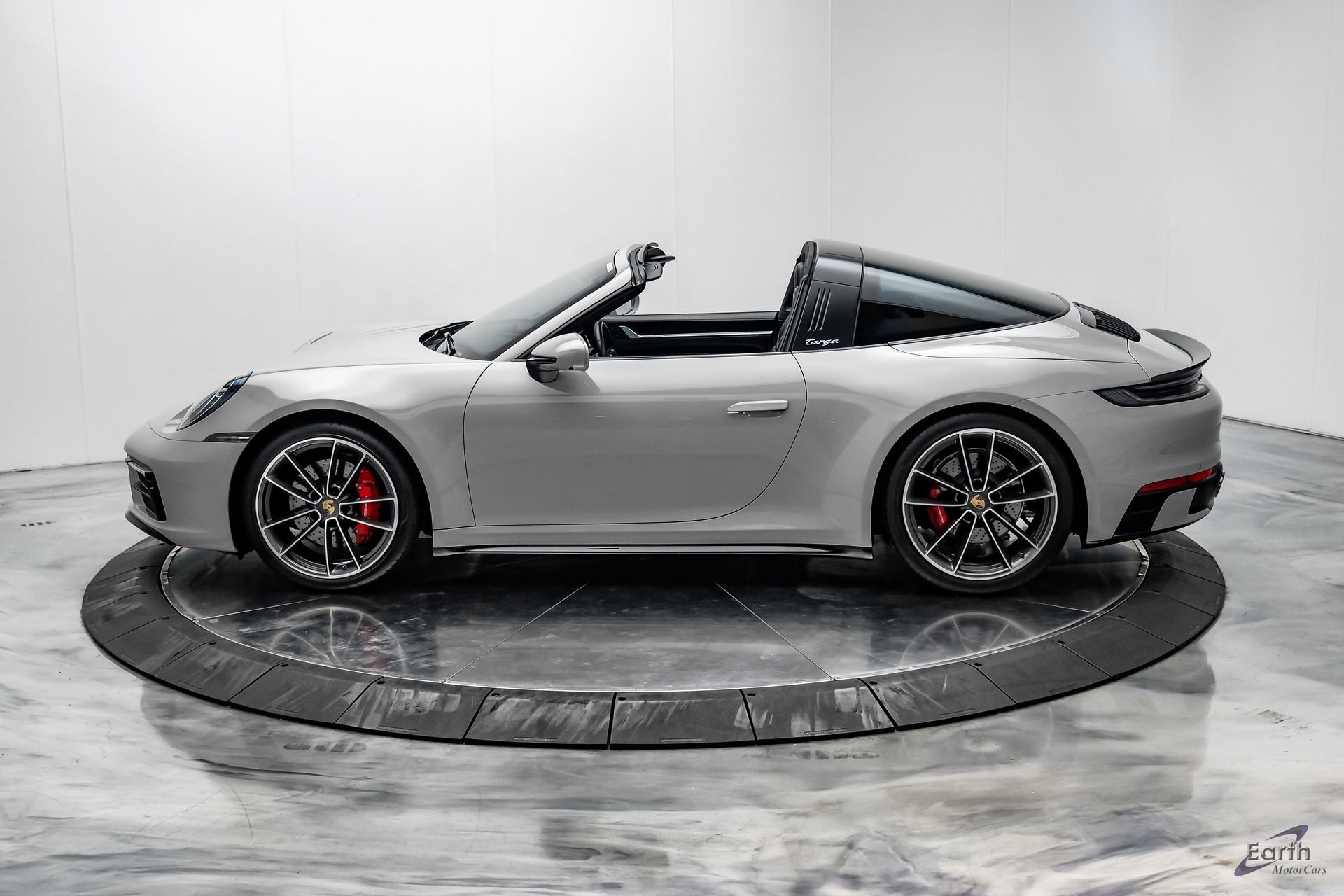 Used 2022 Porsche 911 Targa 4S AWD/4WD image 8