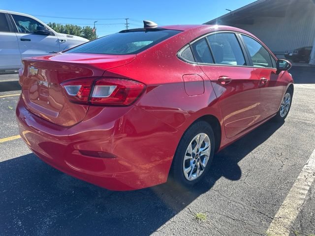 Used 2019 Chevrolet Cruze Sedan FWD image 10