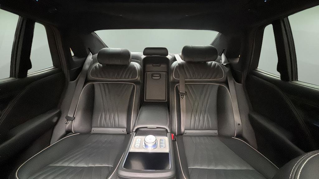 Used 2024 Genesis G90 3.5T AWD/4WD image 23