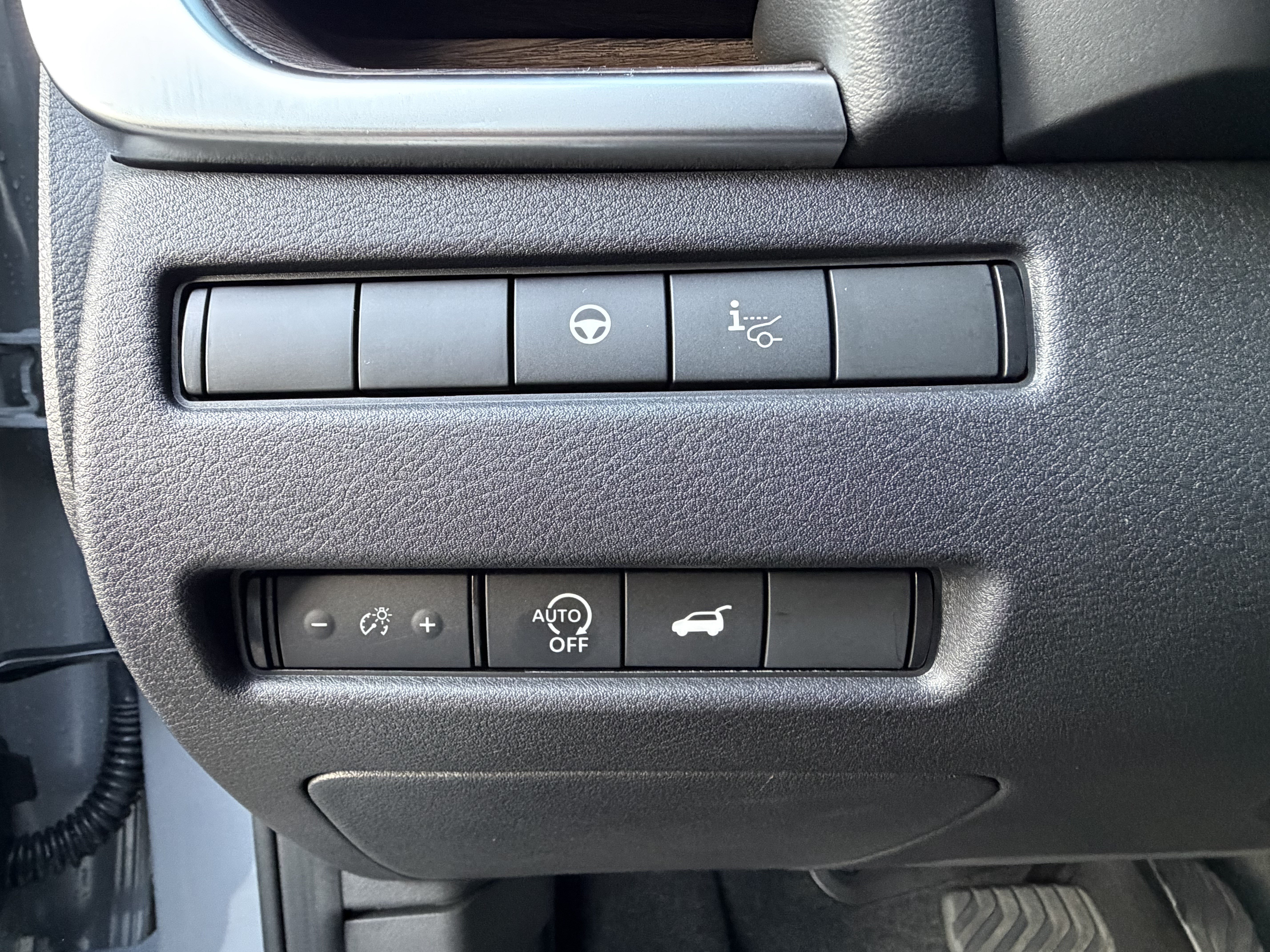 Used 2026 Nissan Rogue Platinum w/ Tech Package AWD/4WD image 14