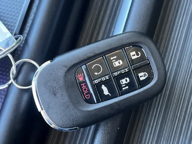 Certified 2026 Honda Odyssey Touring image 21