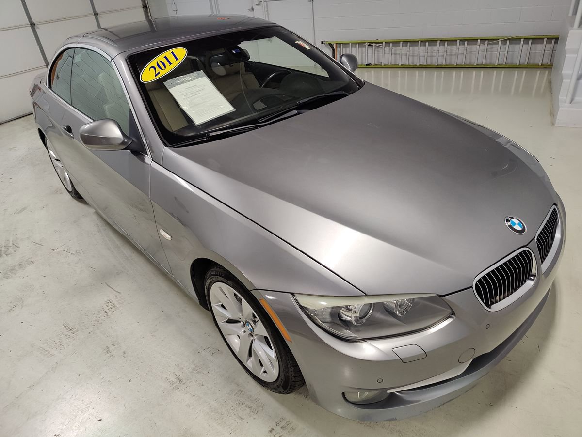 Used 2011 BMW 328i Convertible RWD image 2