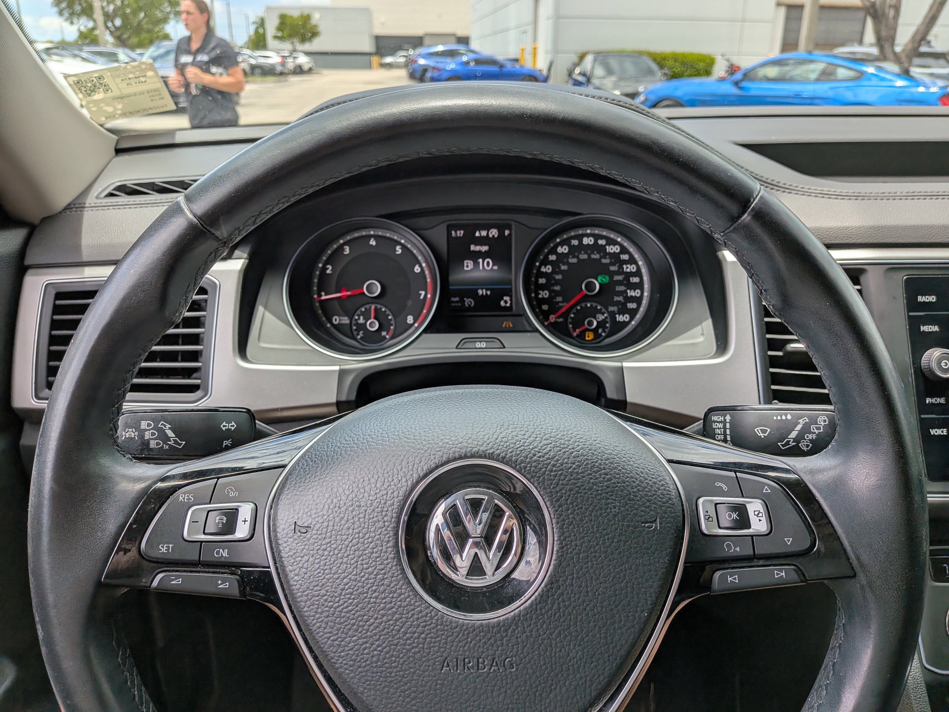 Used 2018 Volkswagen Atlas SE FWD image 28
