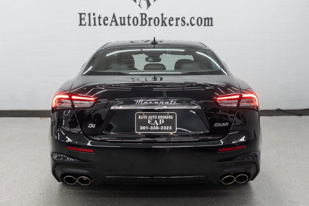 Used 2022 Maserati Ghibli Modena Q4 image 4