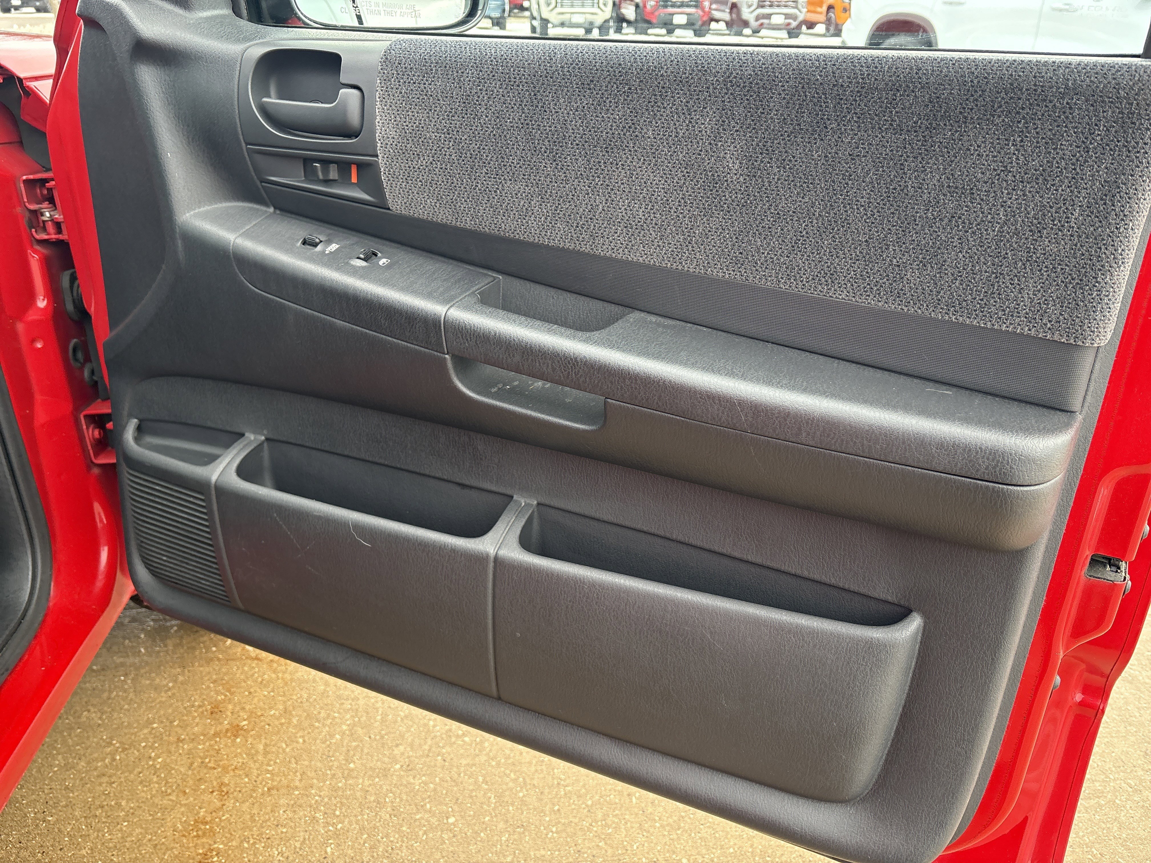 Used 2002 Dodge Dakota SLT image 16