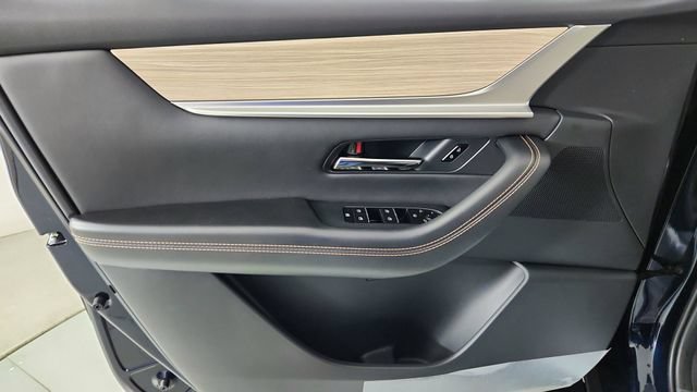 New 2026 MAZDA CX-90 Plug-In Hybrid w/Premium Sport AWD/4WD image 9