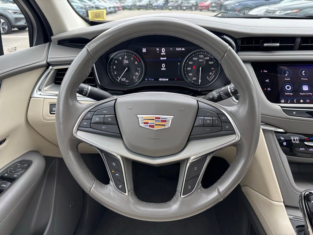Used 2021 Cadillac XT5 Premium Luxury AWD/4WD image 7