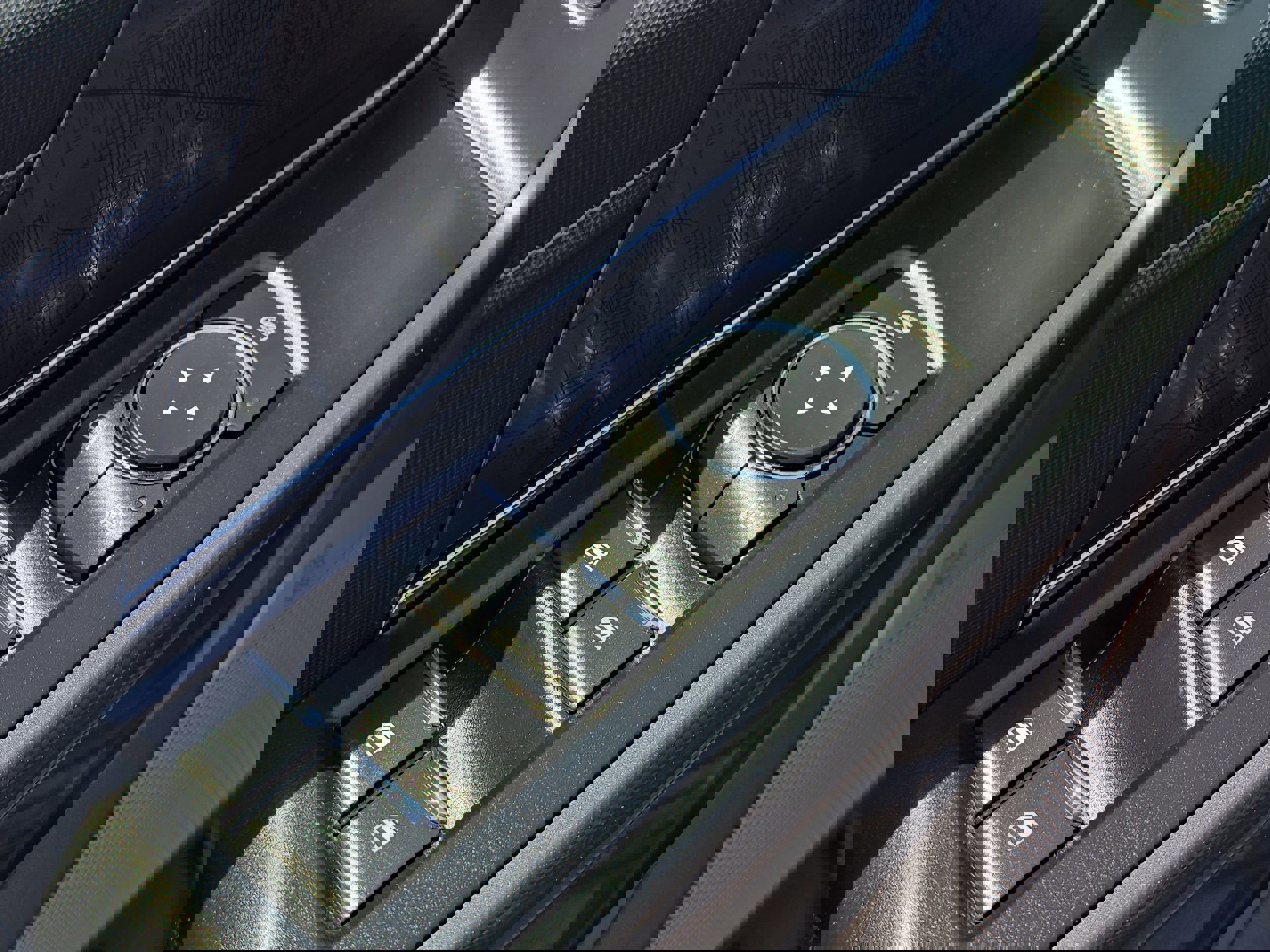 Certified 2022 Ford F150 XLT w/ Equipment Group 302A High image 18