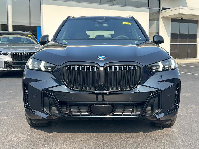New 2026 BMW X5 xDrive40i w/ M Sport Package image 2