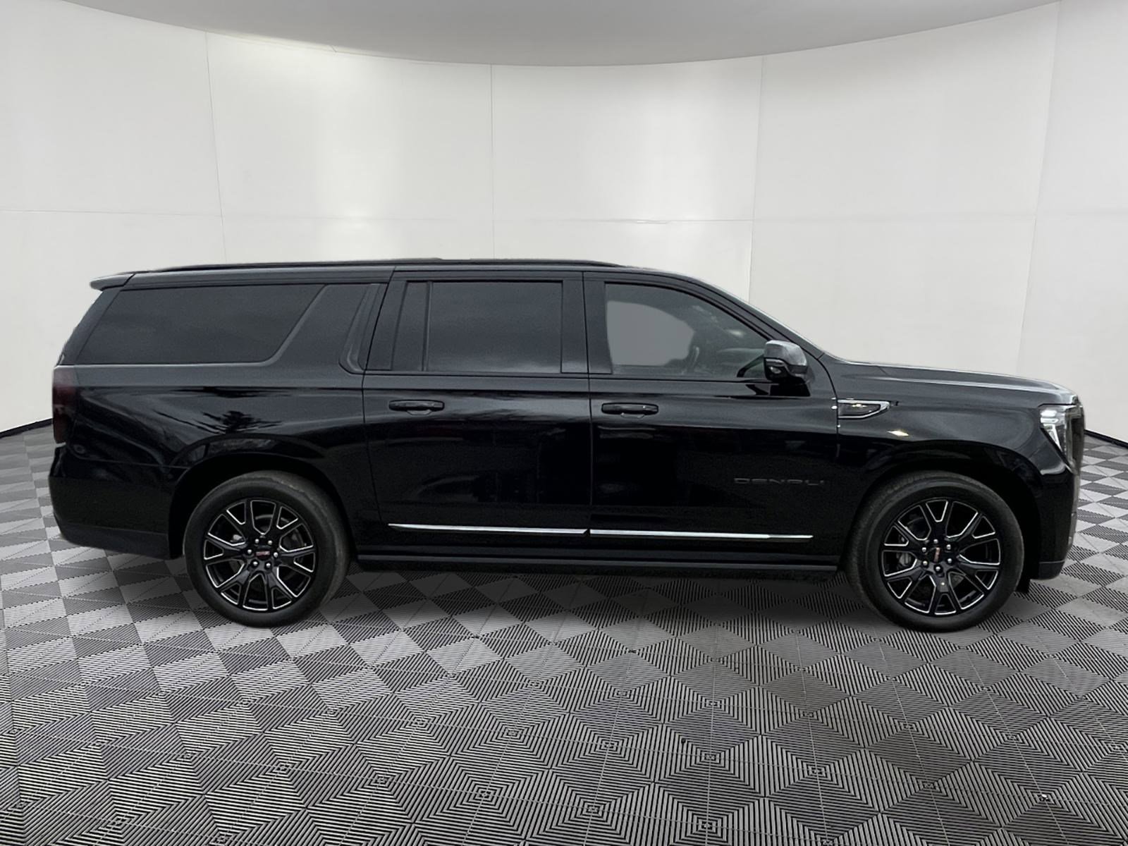 Used 2023 GMC Yukon XL Denali Ultimate w/ LPO, Floor Liner Package image 7