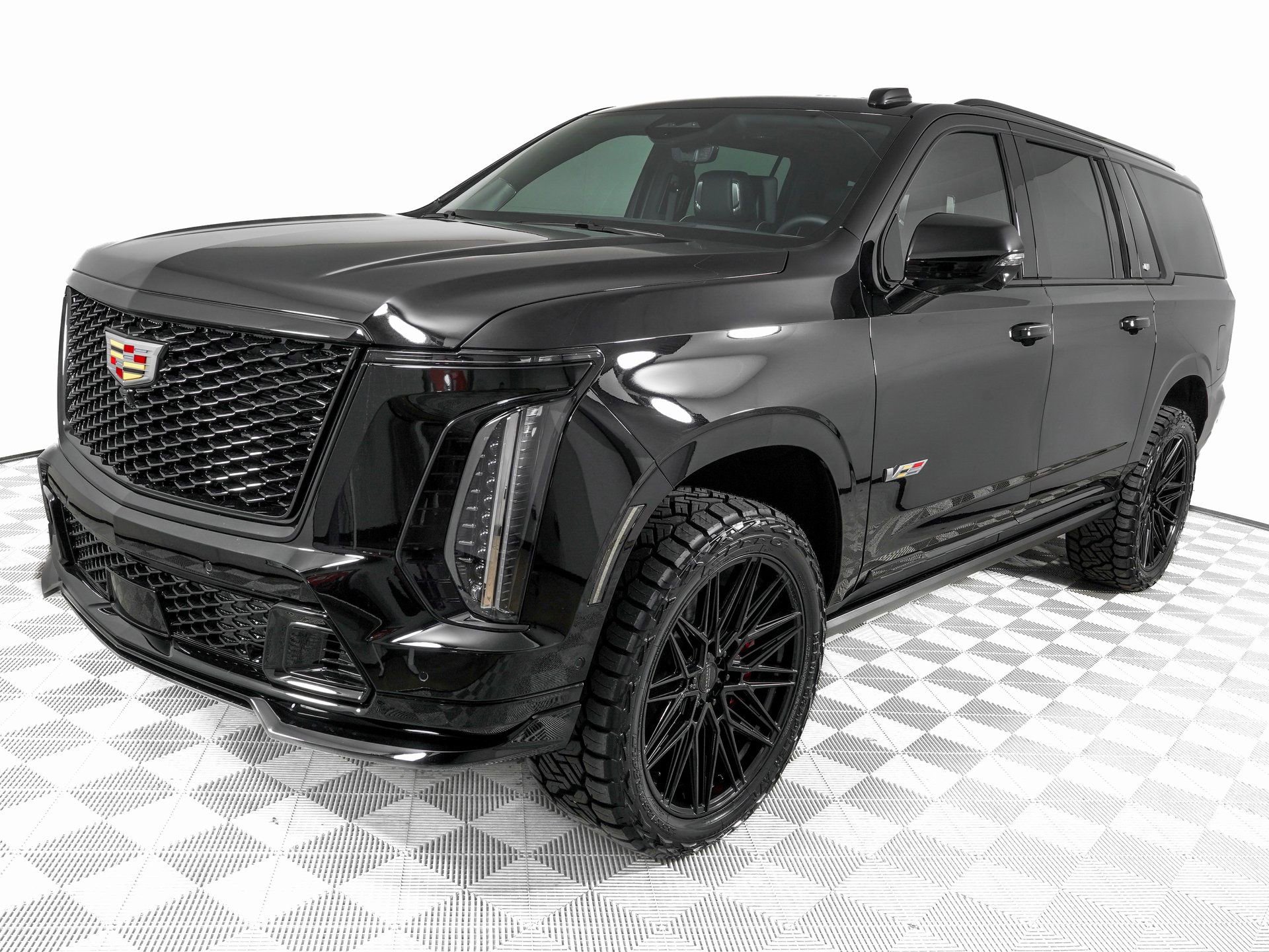 Used 2026 Cadillac Escalade ESV V image 9