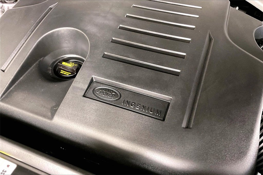 Used 2023 Land Rover Range Rover Sport SE image 32