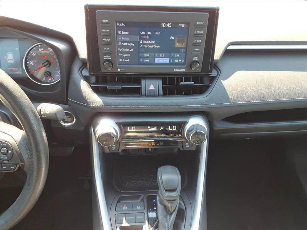 Used 2022 Toyota RAV4 XLE FWD image 28