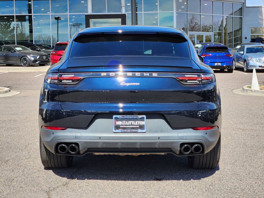 Used 2023 Porsche Cayenne Platinum Edition image 6