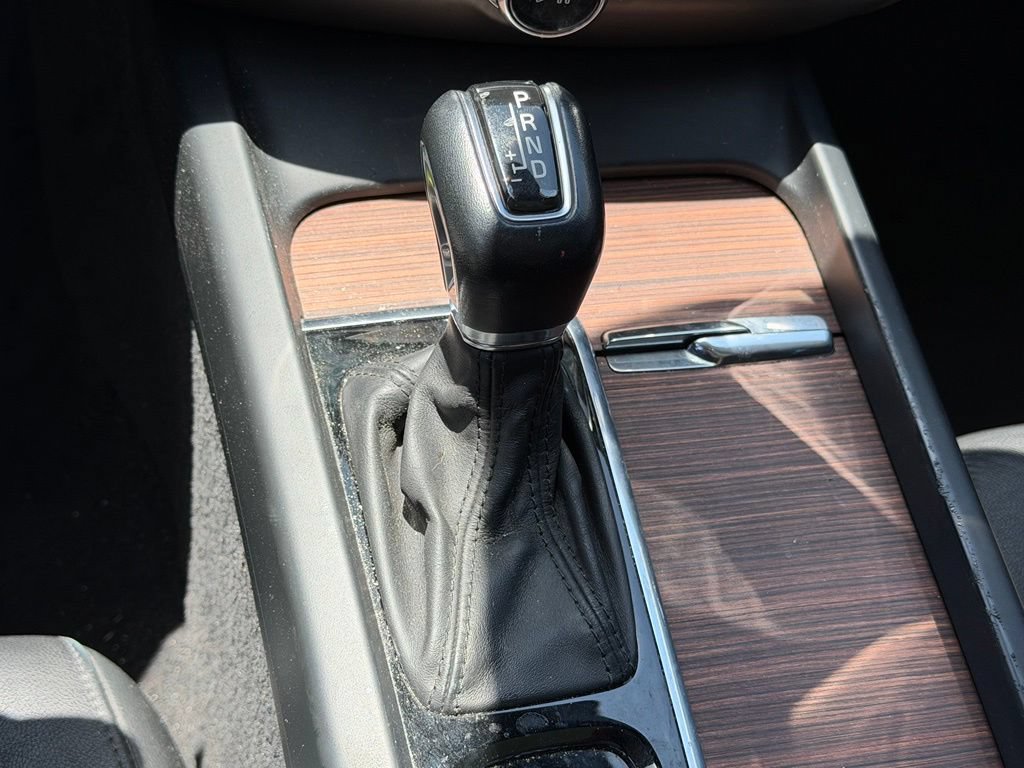 Used 2021 Volvo S60 T5 Momentum FWD image 19