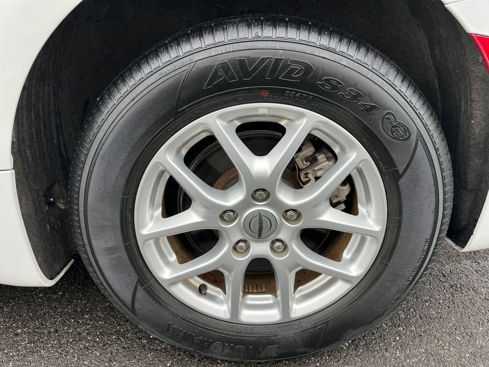 Used 2023 Chrysler Voyager LX image 32