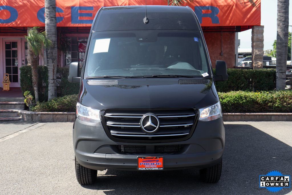 Used 2023 Mercedes-Benz Sprinter 2500 image 3