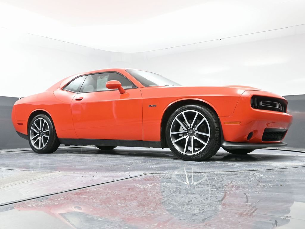 Used 2023 Dodge Challenger R/T image 45
