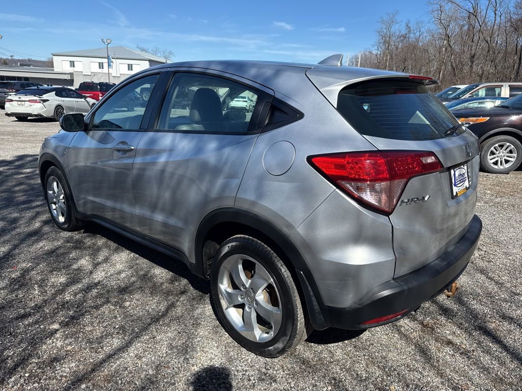 Used 2016 Honda HR-V LX image 6