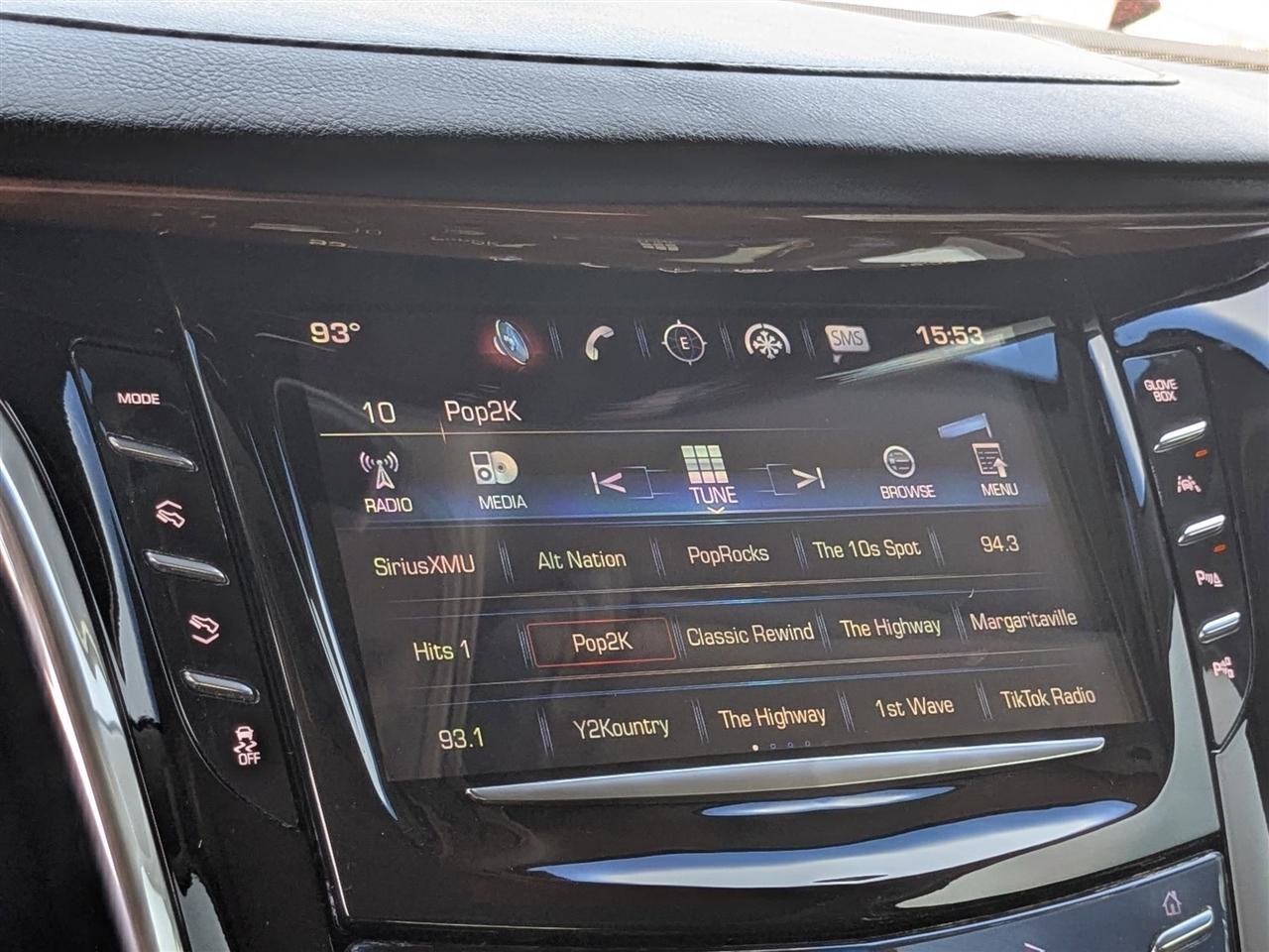 Used 2017 Cadillac Escalade Luxury AWD/4WD image 21