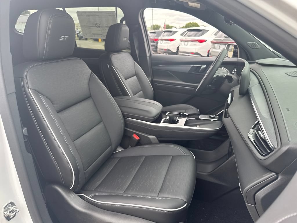 New 2026 Buick Enclave Sport Touring w/ Power Package FWD image 11